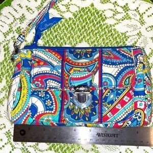 Vera Bradley women’s clutch wristlet paisley pattern maritime blue white mini
